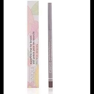 Clinique’s Superfine Liner for Brows